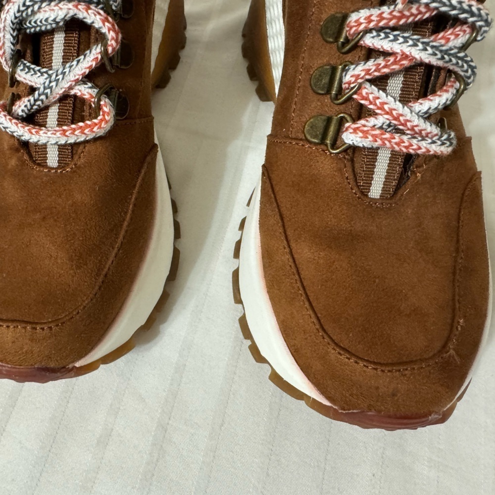 Kensie Crown Sherpa Lined Lace Up Boots Sneakers Tan Size 5M - Picture 9 of 12